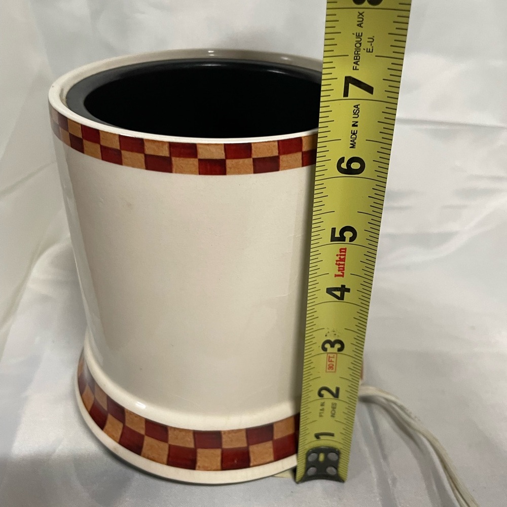 Welcome To Our Home Ceramic wax melter - Cream with Red Check - Picture 7 of 12